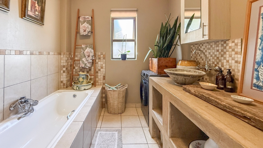 3 Bedroom Property for Sale in Leloko Lifestyle Estate North West